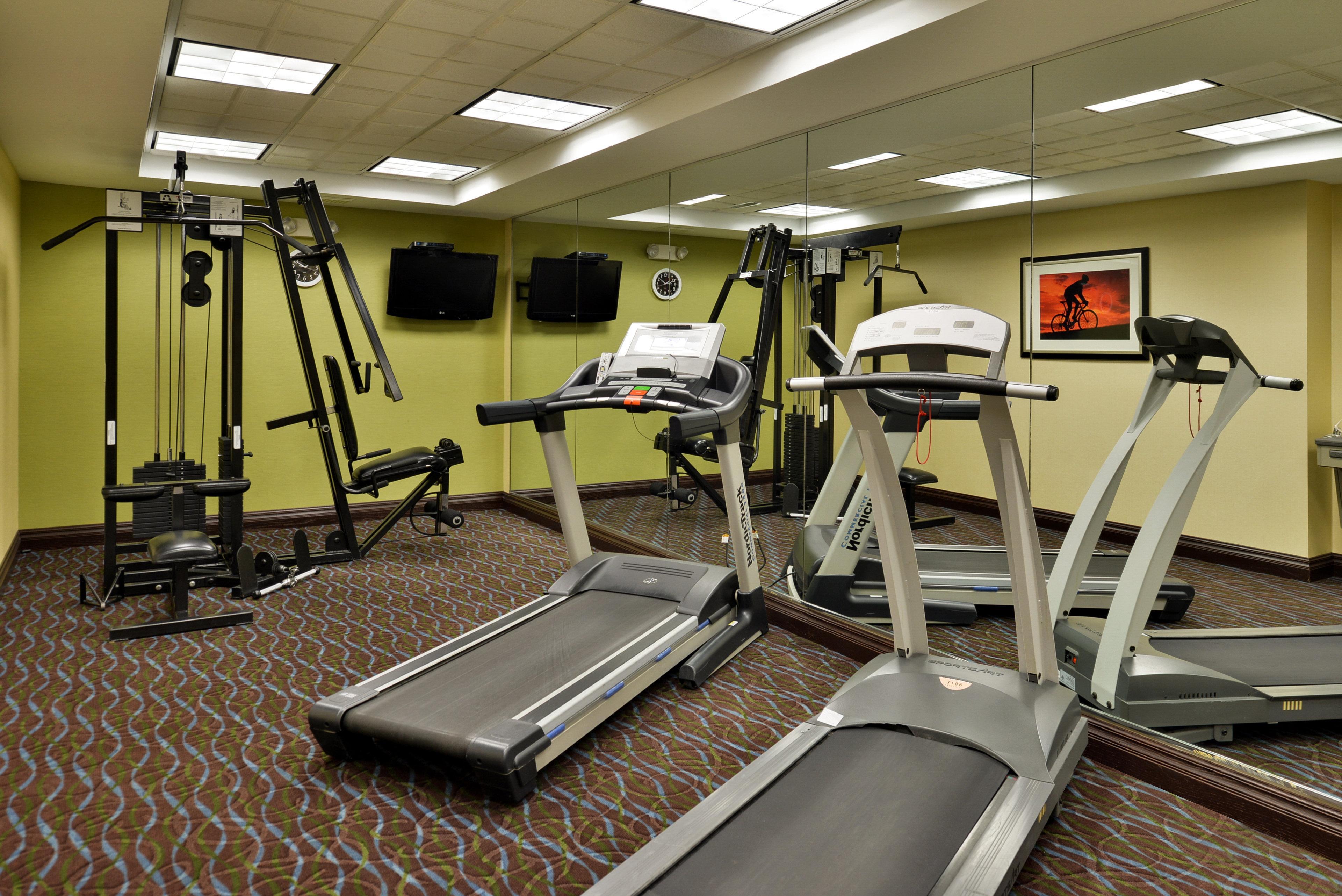 Holiday Inn Express Hotel & Suites Charlotte By Ihg Exterior photo